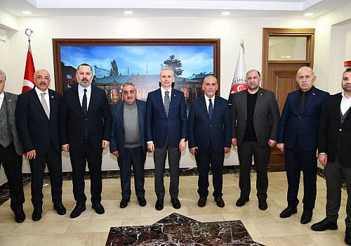 AK Parti Heyetinden Vali Çiçekli’ye Hayırlı Olsun Ziyareti