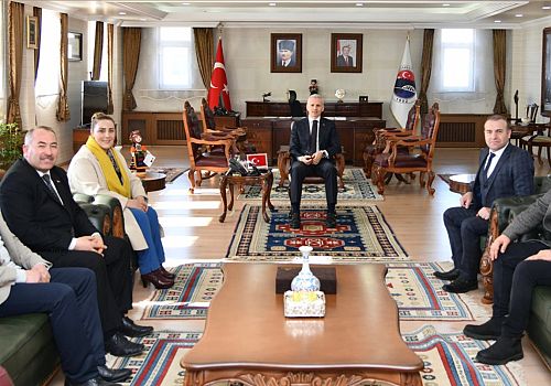 AK Parti Heyetinden Vali Çiçekli’ye Ziyaret