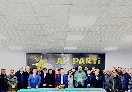 Ak Parti il Başkanı Hakan Aydın 8. olağan büyük kongresi öncesinde basın açıklaması yaptı