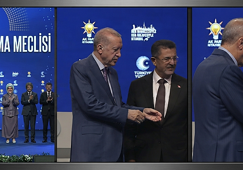 AK Parti İstanbul İl Danışma Meclisi’nde Geniş Katılım: Ardahanlı Çekmeköy Belediye Başkanı Orhan Çerkez de AK Parti Safına Geçti