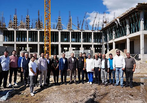 AK Parti Milletvekili Kaan Koç’tan Ardahan’da Spor Kompleksi İncelemesi