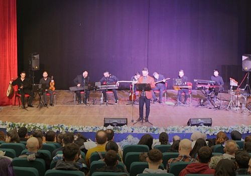 Anadolu’dan Renkler konserleri, Ardahan ve Kars'ta sanatseverlerle buluştu.