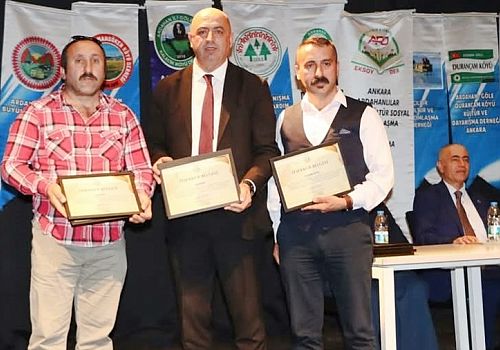 Ankara’daki Ardahan derneklerinin oy birliğiyle mevcut başkan Ergüder Şimdi yeniden başkanlığa seçildi