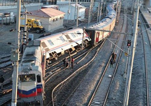 Ankara ile Kars arasında sefer yapan Doğu Ekspresi treni Raydan Çıktı 