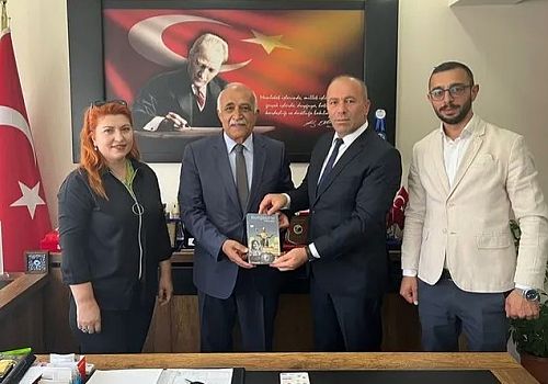 Ankara Serhat Ardahan Federasyon Başkan ve Yönetim Kurulu Çıldır Belediye Başkanını ziyaret etti 