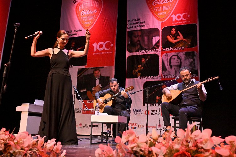 Antalya Muratpaşa'da Gitar Festivali'ne muhteşem kapanış
