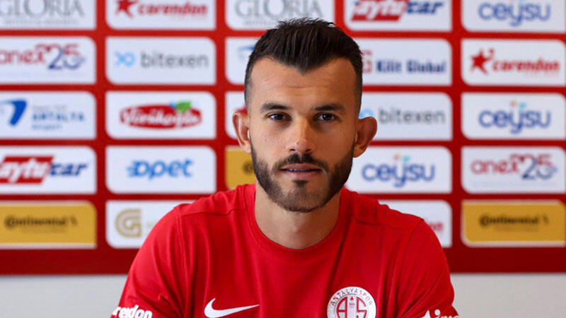 Antalyasporlu Güray Vural: Nuri Şahin'e herkesin inancı tamdı ve bu da başarıyı getirdi