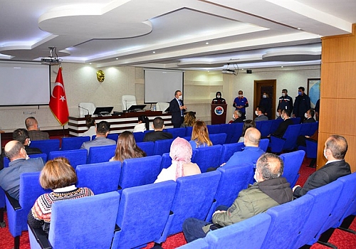 Ardahan AFAD'tan gönüllü İHH üyelerine eğitim