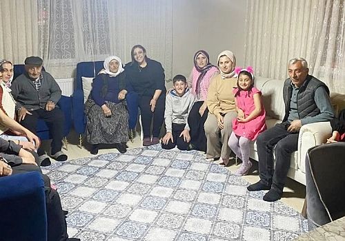 Ardahan Aile ve Sosyal Hizmetler İl Müdürlüğü 2025 Aile Yılı 4 Kuşak-5 Kuşak Onurlandırma Günü’nde Anlamlı İftar Programı