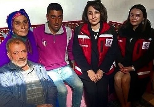 Ardahan Aile ve Sosyal Hizmetler İl Müdürlüğü, kent genelinde farkındalık çalışmalarına devam ediyor.