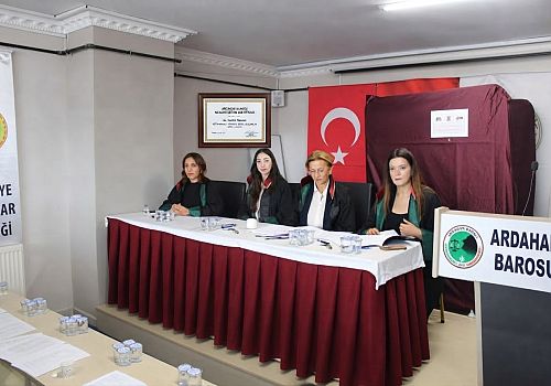 Ardahan Barosu'nda Murat Yolçu Güven Tazeledi