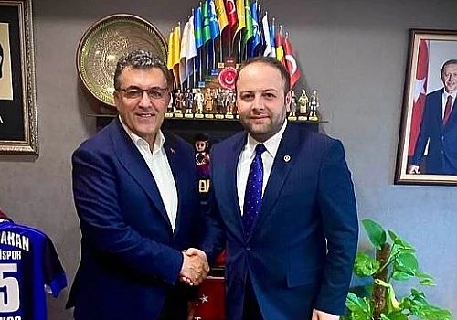 Ardahan Belediye Başkanı Faruk Demir, AK Parti Ardahan Milletvekili Kaan Koç'u ziyaret etti