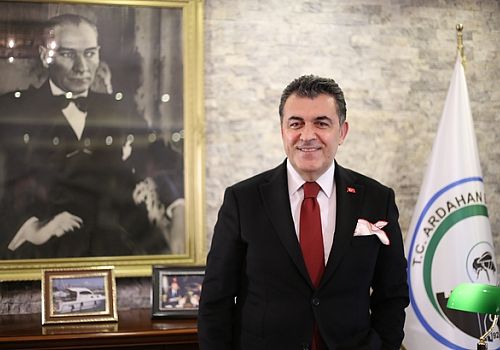 Ardahan Belediye Başkanı Faruk Demir’den 23 Nisan mesajı