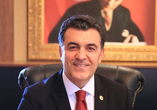 Ardahan Belediye Başkanı Faruk Demir, Kurban Bayramı dolayısıyla bir mesaj yayınladı.