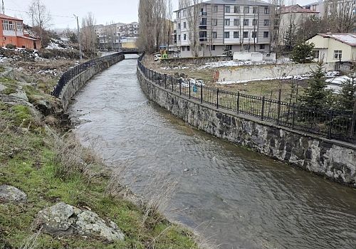 Ardahan Belediyesi’nden Dere Islahı: Çevre Kirliliğine Neşter