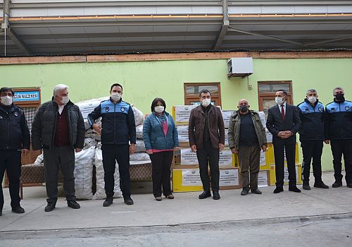 Ardahan Belediyesinden İzmir'deki Depremzedelere Yardım 