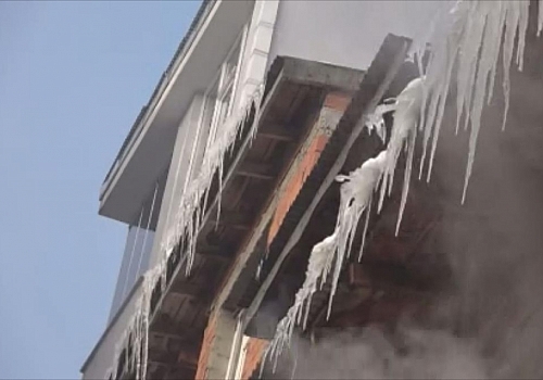 Ardahan buz kesti, hava sıcaklığı eksi 23'e düştü