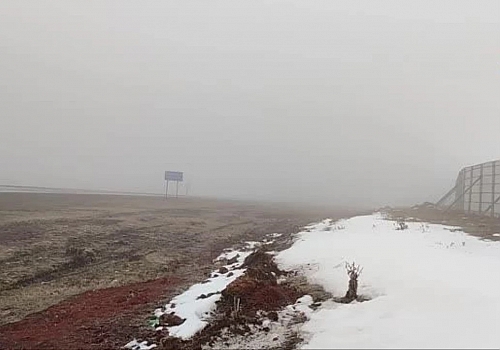 Ardahan-Çıldır Karayolu'nda Sis ve Buzlanma Ulaşımı Olumsuz Etkiliyor