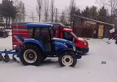 Ardahan da 5 dakika boyunca süren dolu yağışıyla, yüksek rakımlı köyler beyaza büründü