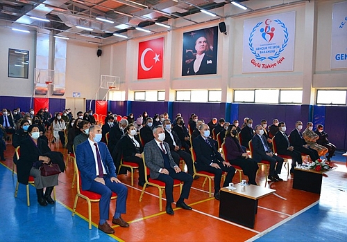 Ardahan'da aday öğretmenler için yemin töreni