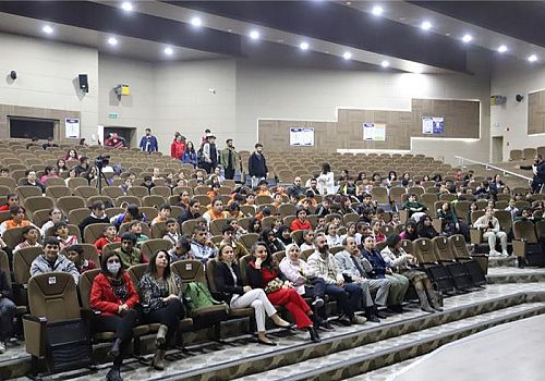 Ardahan da Afet Farkındalığında Yeni Perde Etkinliği ile 200 Ortaokul Öğrencisine Afet Bilinci Kazandırıldı