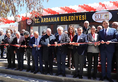 Ardahan da Belediye  yöresel ürünler mağazası açtı 