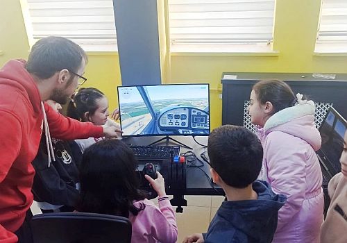 Ardahan da BİLSEM öğrencilerine yönelik kapsamlı havacılık eğitimi düzenlendi