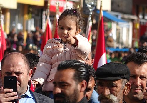 Ardahan’da cumhuriyetin ilanının 96’ncı yıl dönümü coşku ile kutlandı