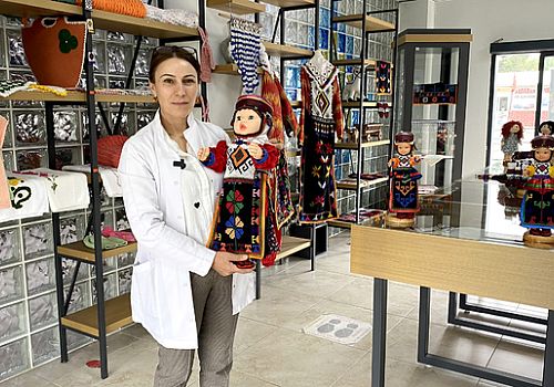 Ardahan da Damal bebekler, 800 ile 20 bin lira arasında alıcı buluyor