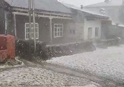 Ardahan'da dolu etkili oldu