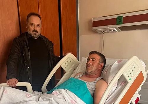 Ardahan da Ferdi Avşar her gün beslediği sokak köpeği  tarafından ısırıldı