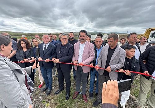 Ardahan da galericiler sitesi yapım projesinde temel atma töreni gerçekleştirildi.