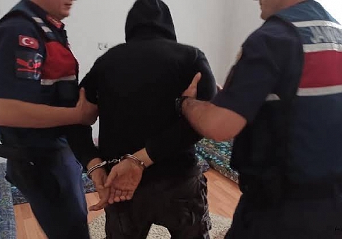 Ardahan'da göçmen kaçakçılığı şüphelisi yakalandı