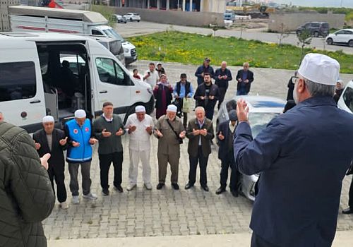 Ardahan’da Hacı Adayları Dualarla Kutsal Topraklara Uğurlandı 
