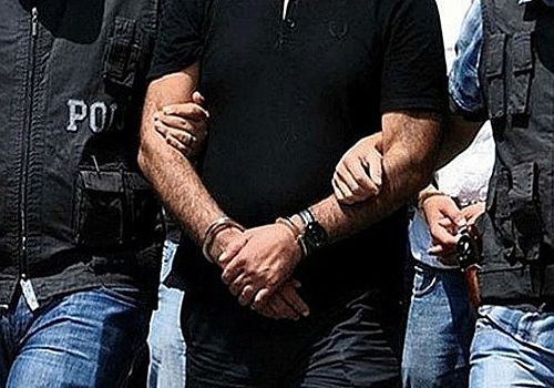 Ardahan da hakkında kesinleşmiş 13 yıl hapis cezası olan firari hükümlü İstanbul'da yakalandı