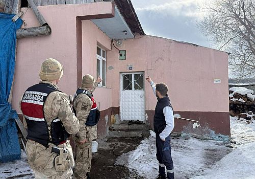 Ardahan’da Hayvan Hırsızlığına Karşı Kapı Kapı Jandarma Projesi: Kameralı Ahırlar Güvenliği Artırıyor