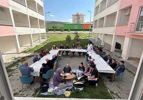 Ardahan’da Huzurevi Sakinleri Unutulmadı:  Anlamlı Buluşma