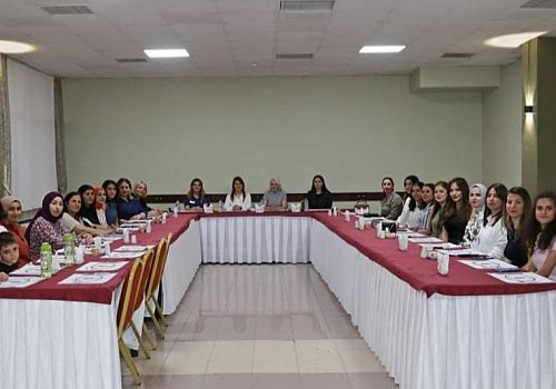 Ardahan da il dışına tayin olan kadın personel için anlamlı bir buluşma gerçekleştirdi
