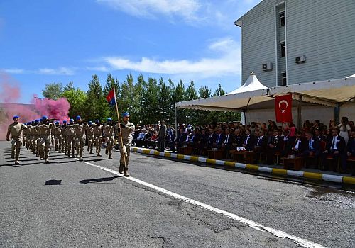 Ardahan da Jandarma Teşkilatının 185'inci kuruluş yıl dönümü dolayısıyla tören ve etkinlik düzenlendi.