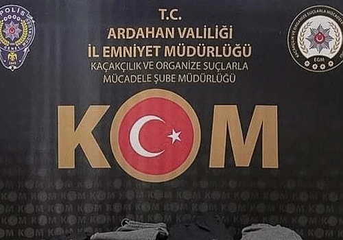 Ardahan'da kaçakçılık operasyonunda 2 zanlı gözaltına alındı
