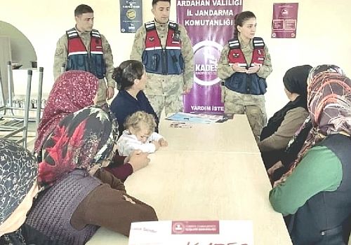 Ardahan da Kadın Jandarmalardan Köy Köy KADES Bilgilendirmesi