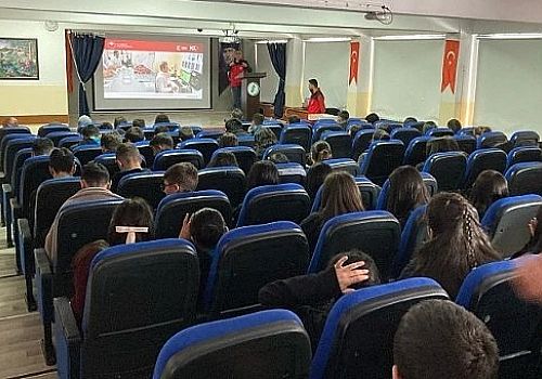 Ardahan da Kafkas Arısı Gen Merkezi’nden öğrencilere arıcılık ve biyolojik çeşitlilik eğitimi verildi