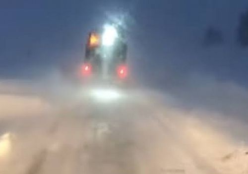 Ardahan’da kar ve fırtına hayatı durdurdu