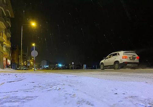 Ardahan’da Kar Yağışı Kent Merkezini Beyaza Bürüdü