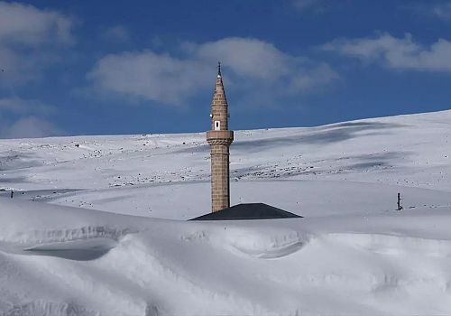 Ardahan'da, kara kış yüzünü gösterdi Bülbülan Yaylası Karla Kaplandı