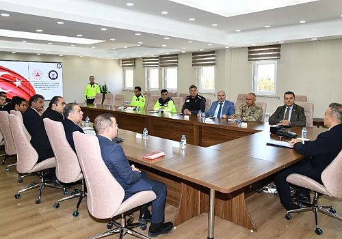 Ardahan da Karayolları Trafik Güvenliği Toplantısı Yapıldı