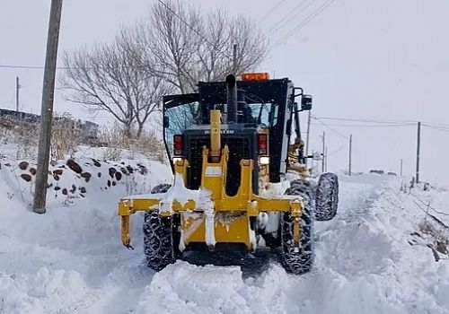 Ardahan’da Karla Mücadele Çalışmaları Aralıksız Sürüyor