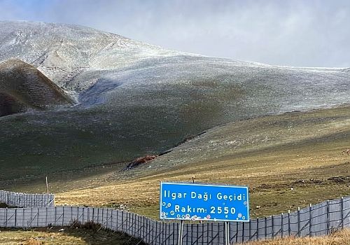 Ardahan’da Kış Erken Geldi: Ilgar Dağı Beyaza Büründü