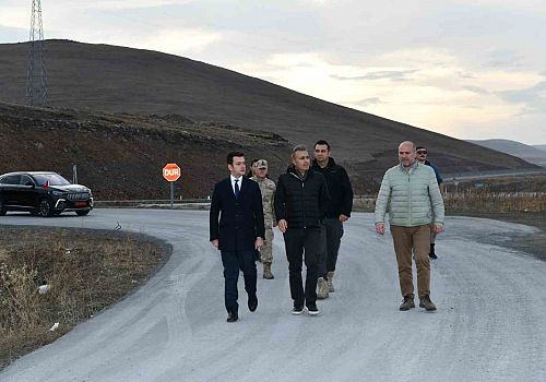 Ardahan’da Köy Yollarına Beton Konforu