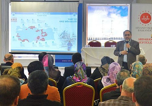 Ardahan da kurban ve yaz Kur'an kursları hakkında bilgilendirme sunumu yapıldı 